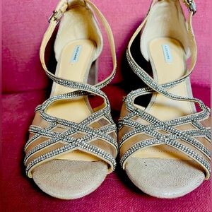 Alex Marie lt. champagne gold evening strappy evening shoe size 8-1/2 Medium